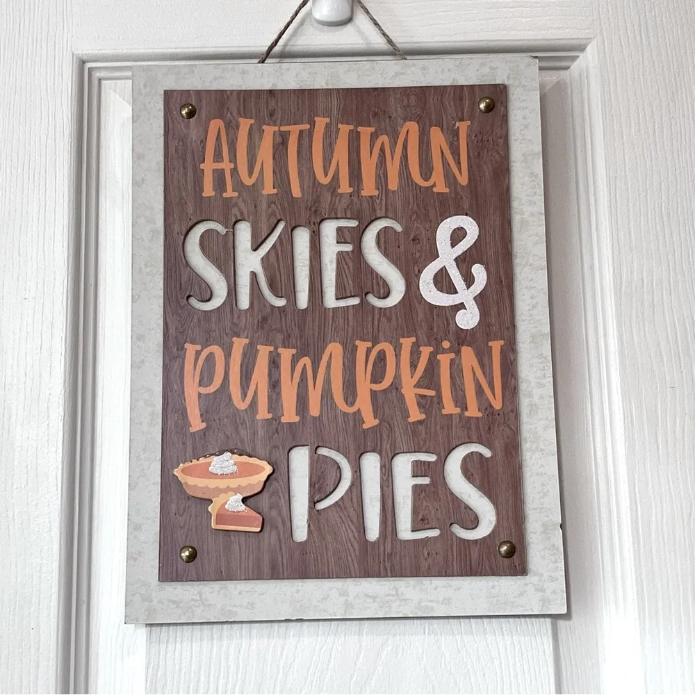 🆕 Autumn Skies & Pumpkin Pies Farmhouse Wood Sign Seasonal Harvest Holiday Decor